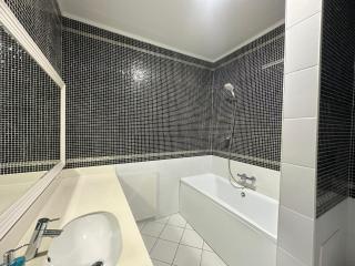 Апартаменты 2 комнатная возле теннисного центра - 1