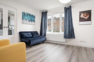 Cozy 3BR Home - Games - Sleeps 9 - 6