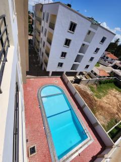 Luxury 2-Bedroom Apartment with Pool Access - 1