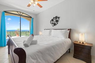 Majestic Oceanview Condo With King Beds - Coco - 2