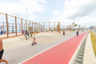 Luxo na Praia com Piscina, Ar e Garagem - Salvador - 0