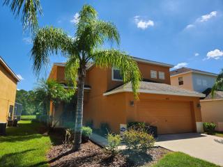 299- Fabulous 4 Bed Modern Decor Villa with Private Pool Overlooking Conservation and Water View - 1