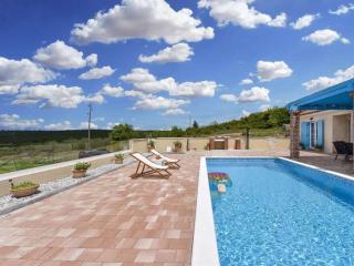 Jurenda Comfortable holiday residence - Sukošan - 1