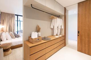 Spacious Luxury Apt with Private Pool, Central - Canggu - 7