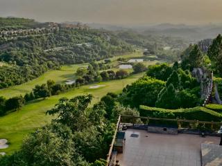 2 BHK 18 Hole Golf Course view By Goldfinch - Islamabad - 0