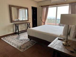 2 BHK 18 Hole Golf Course view By Goldfinch - Islamabad - 2