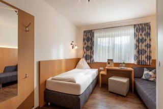 Hotel Tiroler Stuben - Wörgl - 3