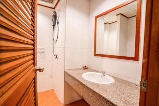 The BRC Ao-nang Hotel - Ao Nang Beach - 4