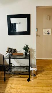 Homey and Comfy House - Edmonton - 9