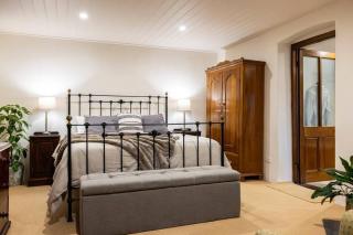 Seppeltsfield Vineyard Cottage Luxury Romantic Getaway - Seppeltsfield - 1