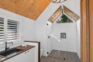 Duck Walk Cottage - 6