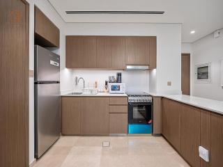 Luxury Home with City Views Near Dubai Mall 196GR-1 - 3