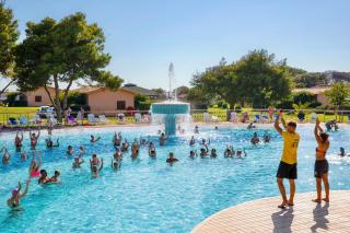 Village with swimming-pool in Montalto Marina just 100 meters from the beach, mobile homes with air conditioning and private outdoor area - 1