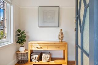 New Town Bungalow - A Leafy Family Haven - New Town - 4