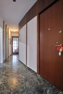 American Embassy Gem - 4