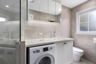 Tori's on Hampden - Heritage Charm Near Salamanca - 2