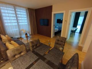 Black Sea Breeze Apartment - Batumi - 8