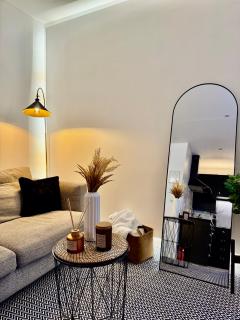 Superb Duplex in Hendon - The Hyde - 2