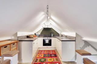 Pass the Keys Lovely Countryside Barn Conversion Cottage - Cowden - 2