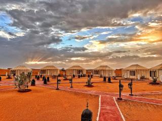 Merzouga Glamping With AC - Merzouga - 7
