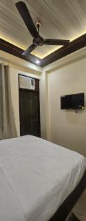 New Grand Kashi - Varanasi - 7