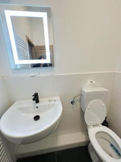 5 Betten Montuerwhonung mit Waschmaschine - Düsseldorf - 5