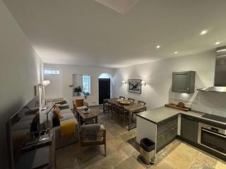 B005-Charmant appartement au coeur du Suquet - 4