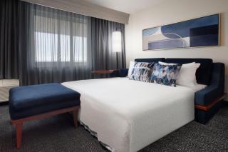 Courtyard by Marriott Galveston Island - 1