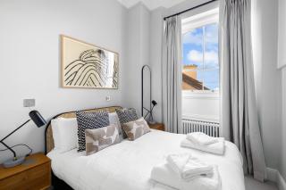 3 Bed Sancroft by Pureserviced - Plymouth - 1