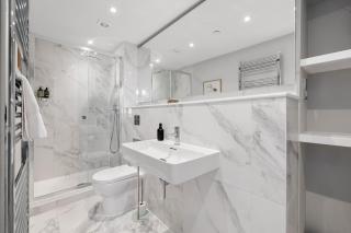 3 Bed Sancroft by Pureserviced - Plymouth - 9