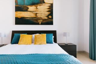 Sunny 2 BR Aptm with Garden Fast WiFi Walk to Seafront - 7