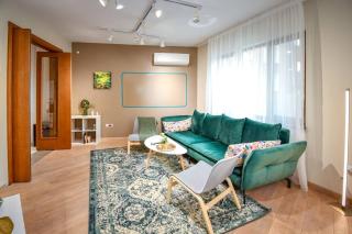 You Will This New Modern & Spacious Apt! - 0