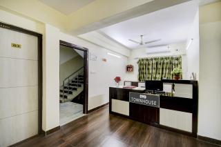 Townhouse TR Residence Newtown - 9