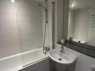 Cosy Apartment in City Centre - Manchester - 7