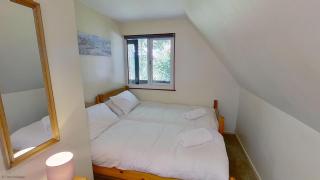 88 Strawberry Hill, Tolroy Manor - 1