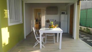 Studio avec piscine, à 3 minutes à pied des plages - Sainte-Anne - 5