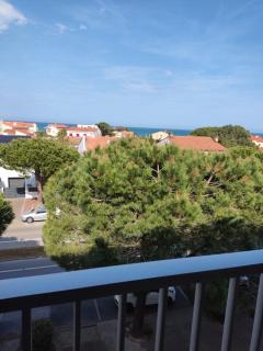 Le Corail Grand studio Vue mer avec loggia - Plage et port à 5 min à pied - parking privatif - Draps et ménage inclus - 5