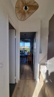 Le Corail Grand studio Vue mer avec loggia - Plage et port à 5 min à pied - parking privatif - Draps et ménage inclus - 1