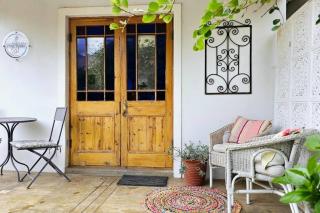 Grey Rabbit Cottage - 2