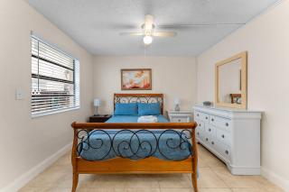 Spacious 5BR Home with Pool, Near Downtown & Beach - 7