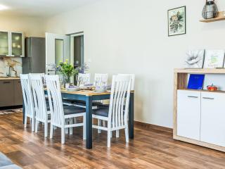 Holiday Home Family by Interhome - Malić - 5