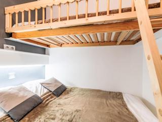 Studio Les Tommeuses - Val Claret-38 by Interhome - 1