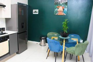 Cozy One-Bedroom in Trendy Midrand - Midrand - 5