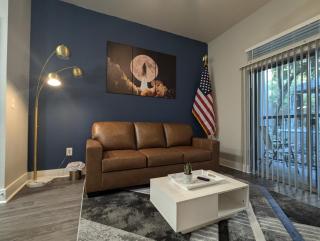 The Apollo - Lux 1-Bed Apartment near Space Center - Houston - 0
