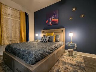 The Apollo - Lux 1-Bed Apartment near Space Center - Houston - 9