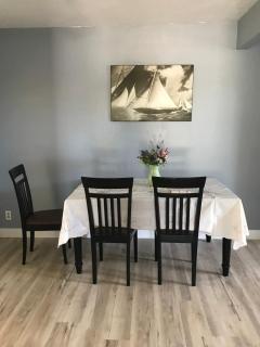 Room 1 - Fremont - 1