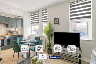 Last-Minute Reserve ! Limited Time l Exclusive Deal on 2 Bedroom, High Spec Luxury Flat By Finesse Stays Short Lets & Serviced Accommodation London With Free WiFi - Londra - 0