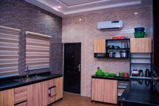 Emirates Apartment - Ado Ekiti - 7