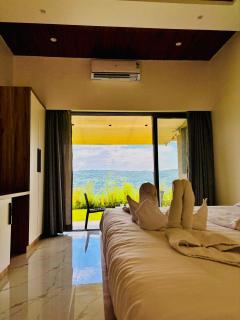 The Breeze Valley - Mahabaleshwar - 1