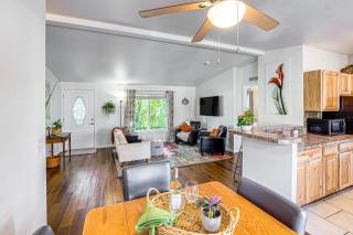 1 Mi to Tubbs Hill and Lake Midtown Home with Yard! - Coeur d'Alene - 2